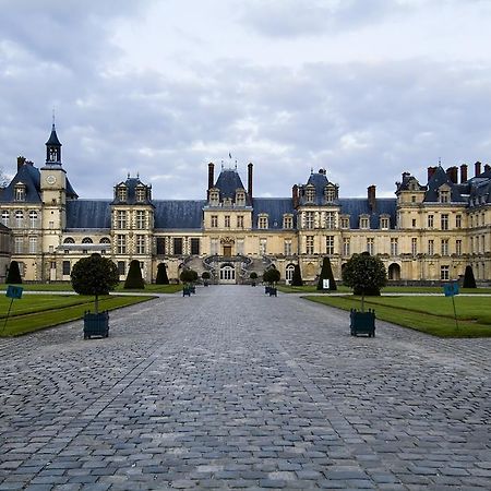 Hotel Restaurant Napoleon Fontainebleau Kültér fotó