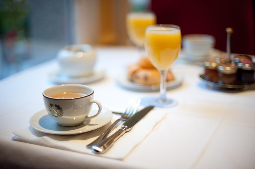 Hotel Restaurant Napoleon Fontainebleau Kültér fotó