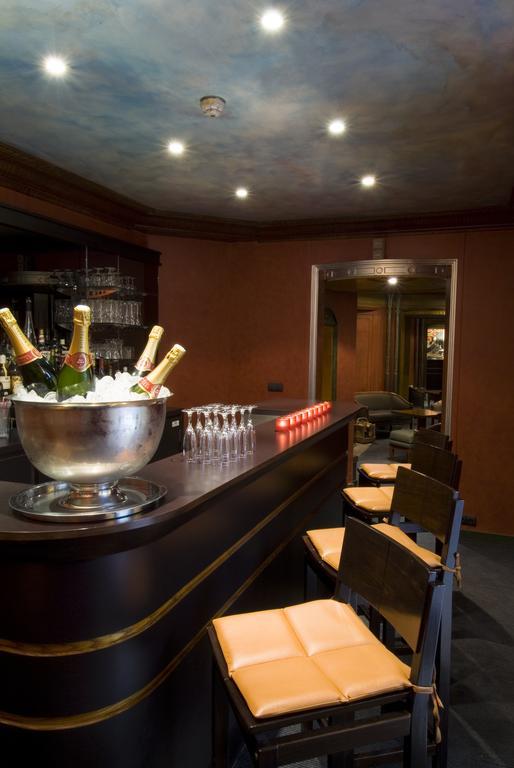 Hotel Restaurant Napoleon Fontainebleau Étterem fotó
